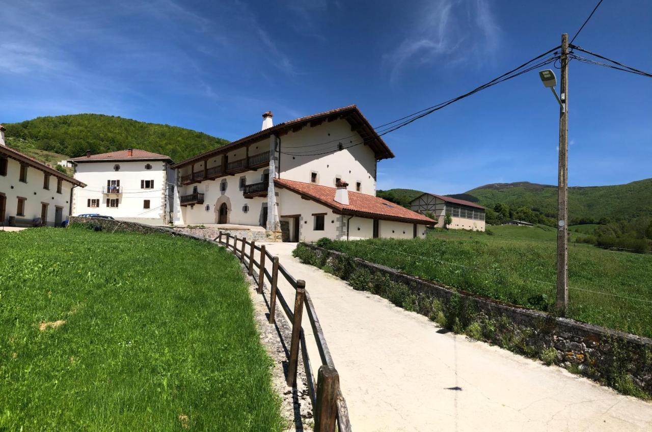 Urruti Villa Zilbeti Exteriör bild